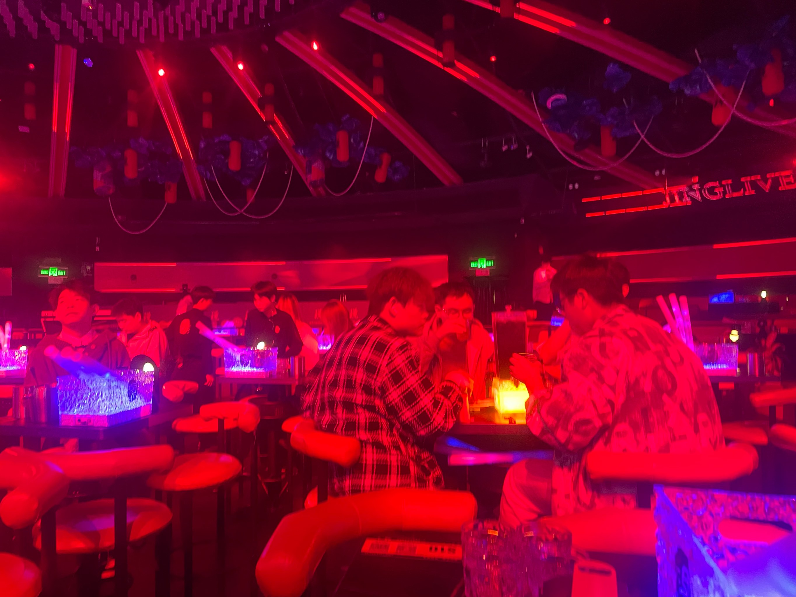 安康商务ktv最佳攻略指南-宁陕县ktv预定